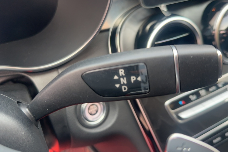 奔驰C级 2021款 C 260 L 运动版局部细节18