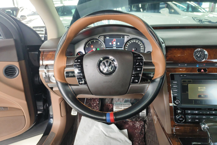 大众 辉腾 2015款 3.0L 智享版局部细节13