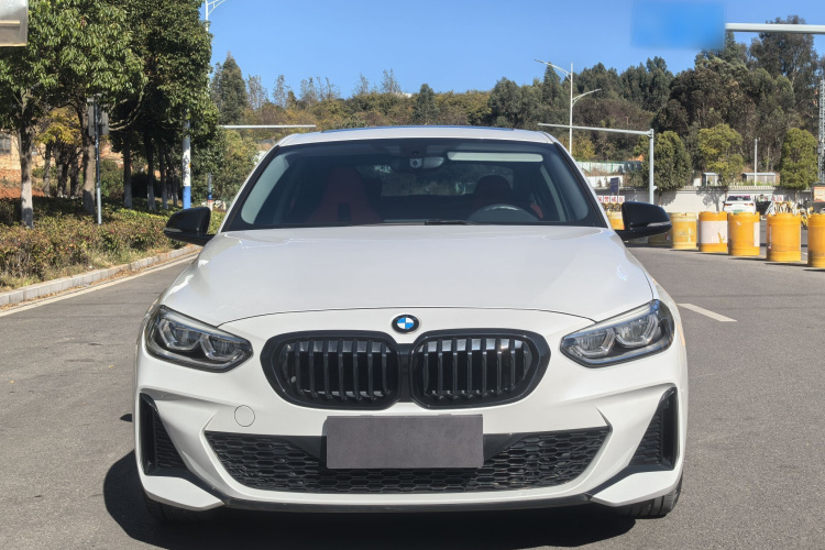 宝马1系 2021款 125i M运动曜夜版车身外观6002