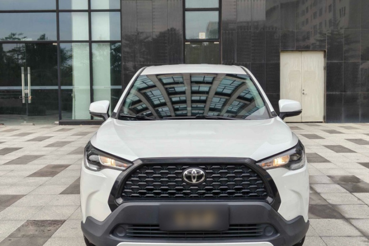 丰田 卡罗拉锐放 2022款 2.0L 先锋版车身外观6009