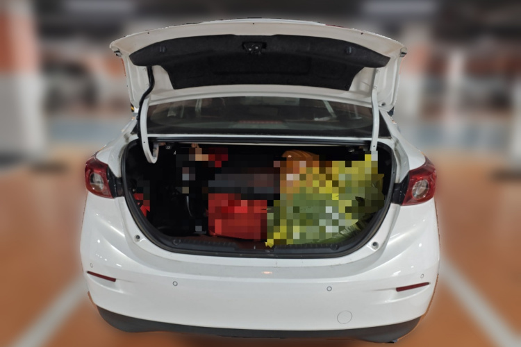 马自达3 昂克赛拉 2017款 三厢 1.5L 手动豪华型 国V中控内饰23