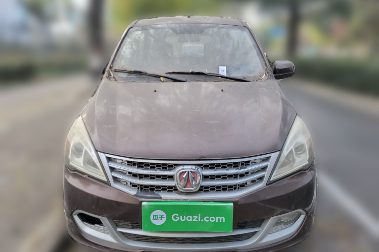 北汽威旺M20 2014款 1.5L实用型BJ415A车身外观2