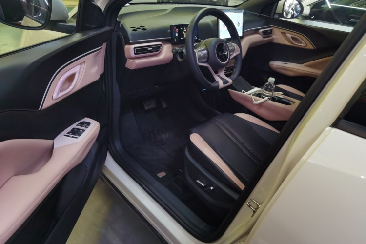 比亚迪 海鸥 2025款 305km 自由版中控内饰7003