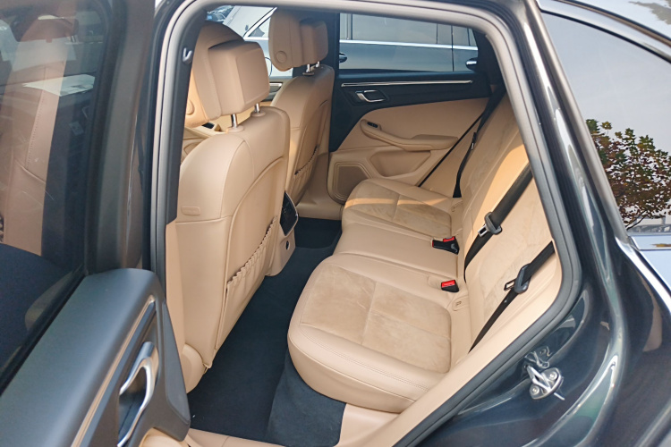保时捷 2018款 Macan 2.0T中控内饰21