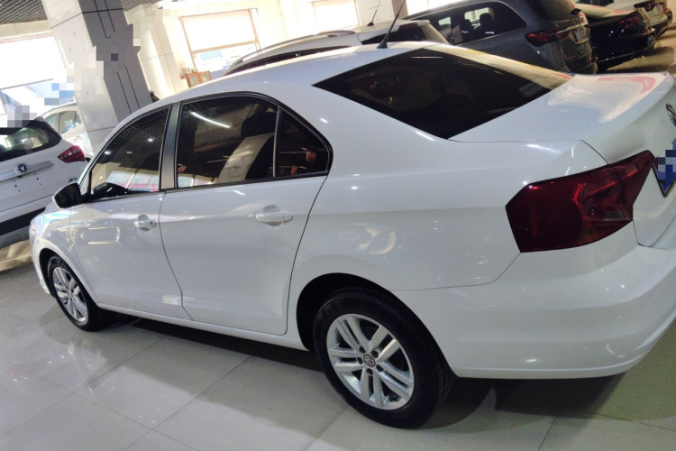 大众 捷达 2019款 梦想版 1.5L 手动时尚型车身外观4