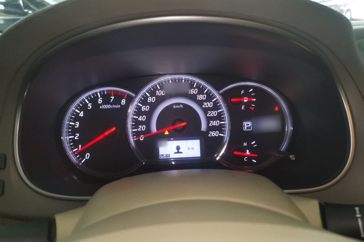 日产 天籁 2011款 公爵 2.5L XV尊雅版局部细节14