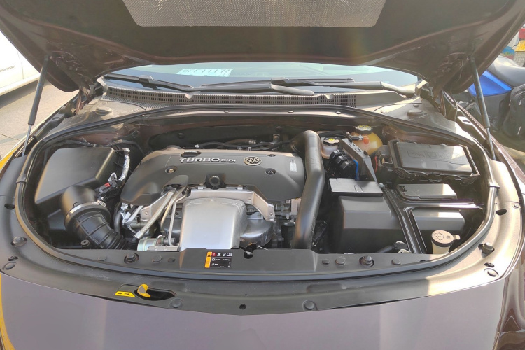 别克 君越 2016款 28T 豪华型机舱底盘24