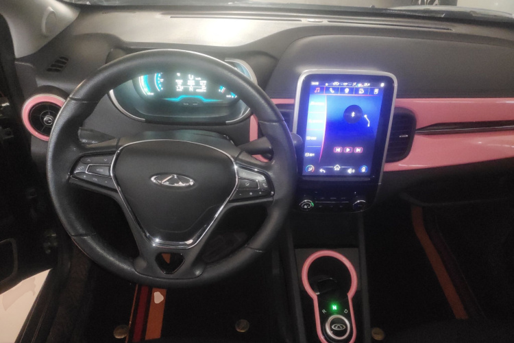 奇瑞新能源 小蚂蚁 2021款 20万蚁粉款 才气版 磷酸铁锂 301km中控内饰12