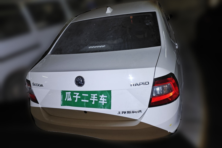 斯柯达 昕锐 2019款 1.5L 自动舒适版 国V车身外观6