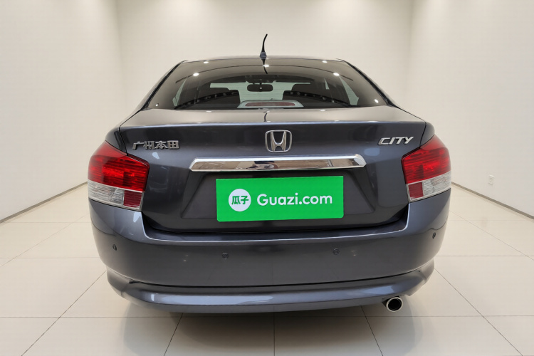 本田 锋范经典 2008款 1.5L 自动精英版车身外观6