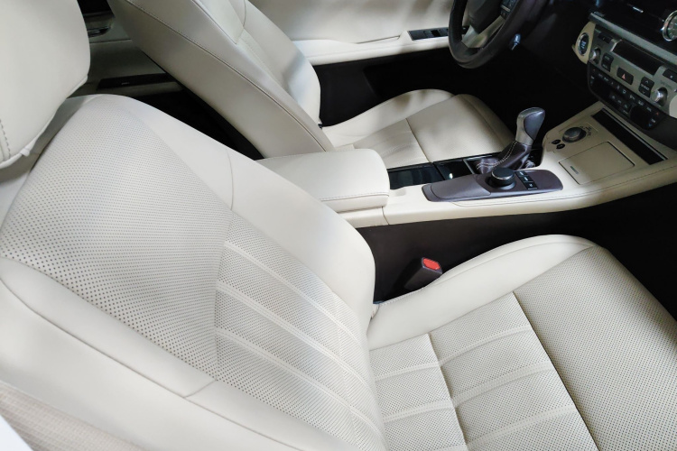 雷克萨斯ES 2015款 200 舒适版局部细节41