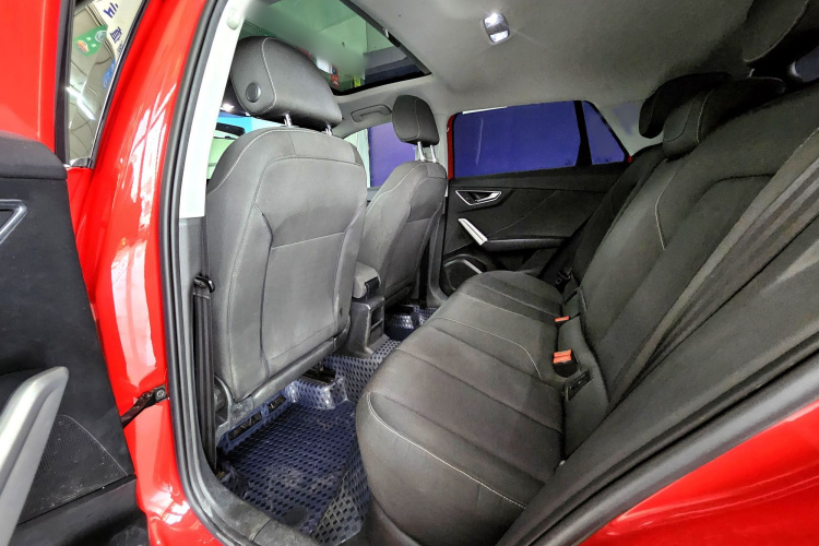 奥迪Q2L 2021款 35 TFSI 进取动感型中控内饰7011