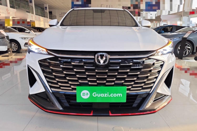 长安X5 PLUS 2026款 第二代 1.5T 超越PRO车身外观2