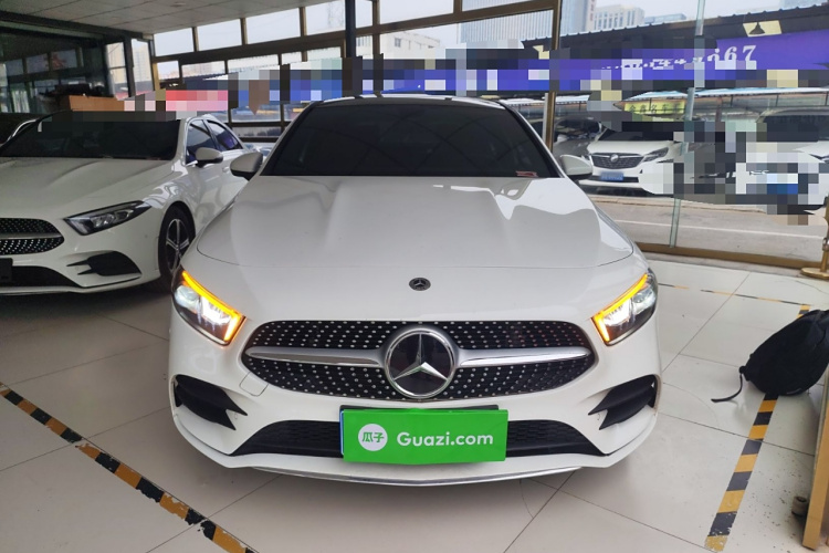 奔驰A级 2021款 A 200 L 运动轿车时尚型车身外观6001