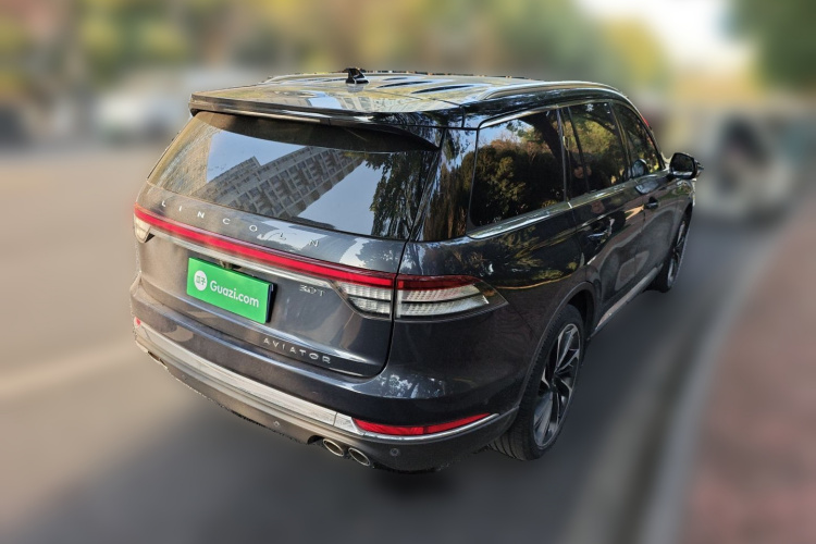 林肯 飞行家 2021款 3.0T V6 四驱行政版车身外观6005