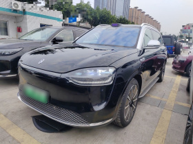 鸿蒙智行 问界M9 2024款 纯电 Ultra版 100kWh 5座版