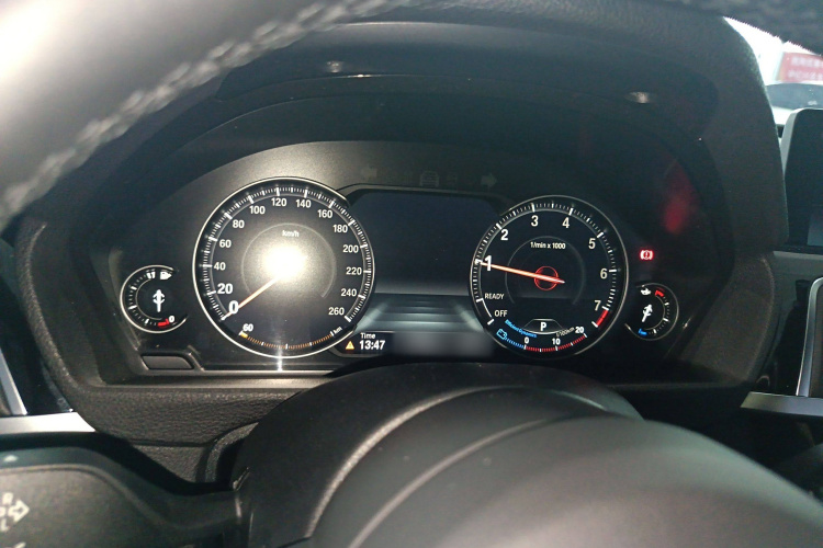 宝马3系GT 2019款 320i M运动套装局部细节14