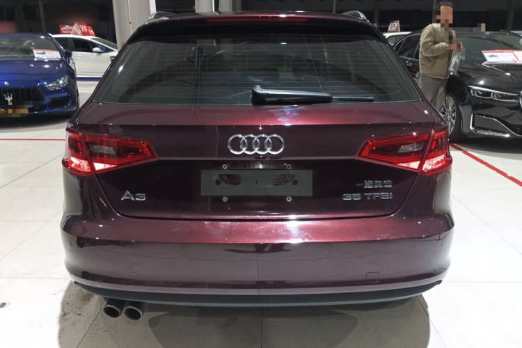 奥迪A3 2015款 Sportback 35 TFSI 百万纪念舒享型车身外观6