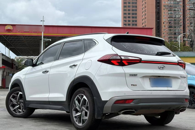 现代 途胜 2020款 280TGDi 两驱GLS时尚版 国VI车身外观6004