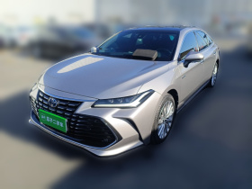 丰田 亚洲龙 2022款 双擎 2.5L XLE尊贵版