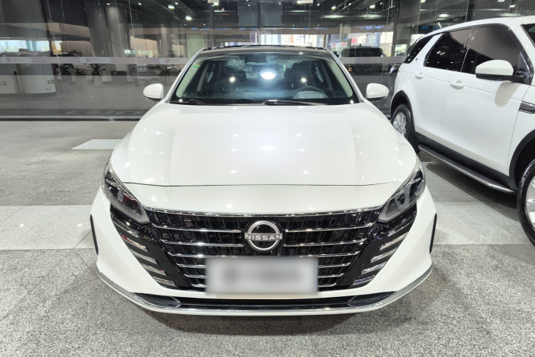 日产 天籁 2022款 2.0L XL-TLS 悦享版车身外观2