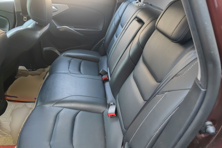 海马S5 2019款 160 手动豪华型中控内饰7004