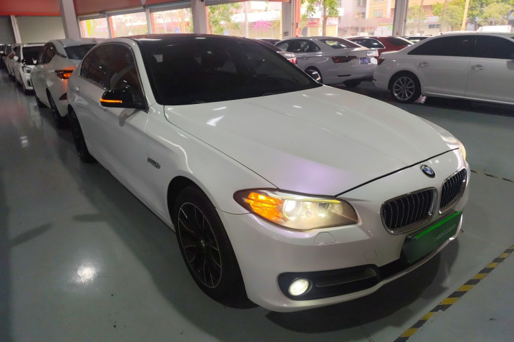 宝马5系 2014款 520Li 典雅型车身外观3