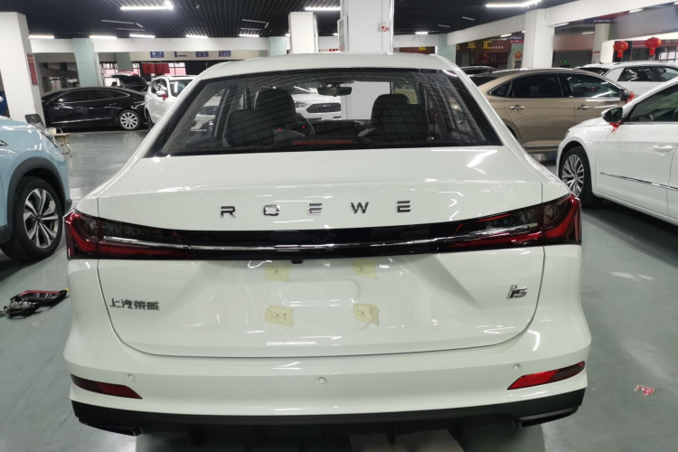 荣威i5 2026款 1.5L CVT豪华版车身外观6