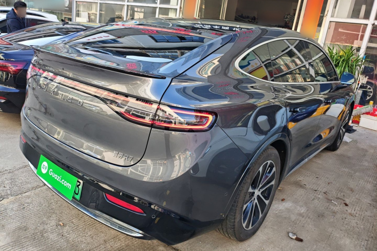 鸿蒙智行 智界R7 2024款 纯电 802km Max车身外观7