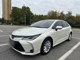 丰田 卡罗拉 2019款 双擎 1.8L E-CVT旗舰版