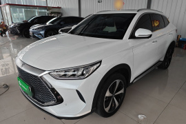 比亚迪 宋PLUS新能源 2021款 DM-i 51KM 尊荣型