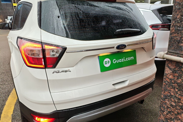 福特 翼虎 2017款 EcoBoost 180 两驱精翼型车身外观6