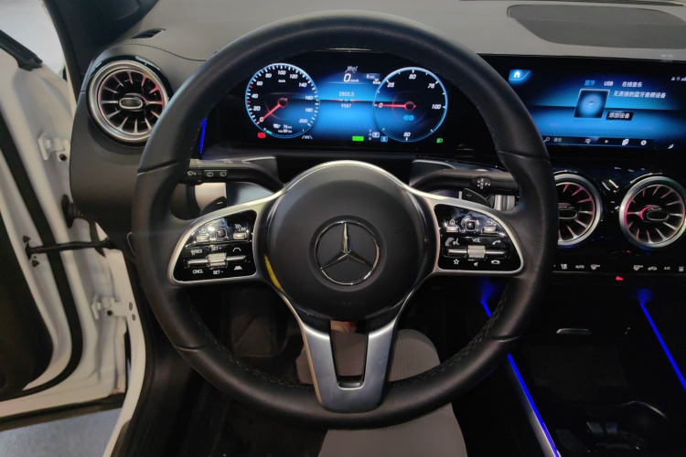 奔驰EQB 2024款 EQB 260局部细节13