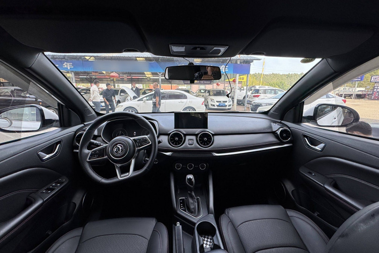 东风风光 风光500 2022款 1.5L CVT悦享型中控内饰7001