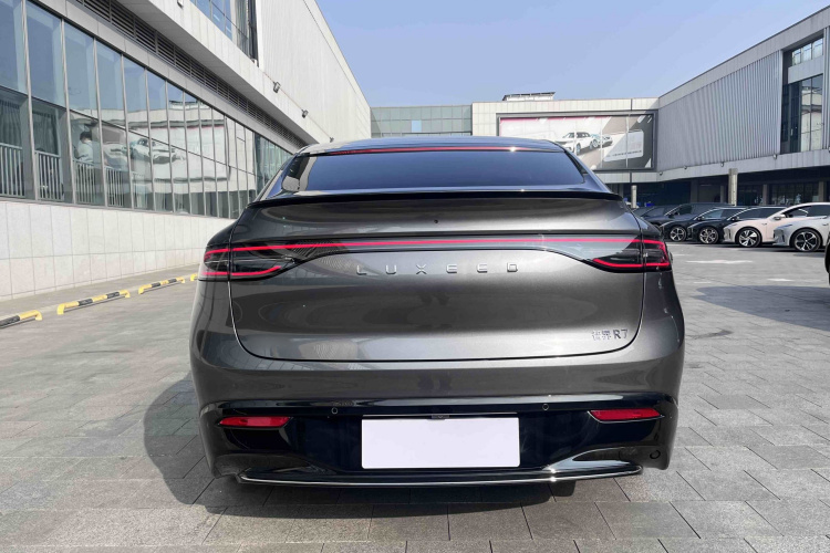 鸿蒙智行 智界R7 2024款 纯电 736km UItra车身外观6008