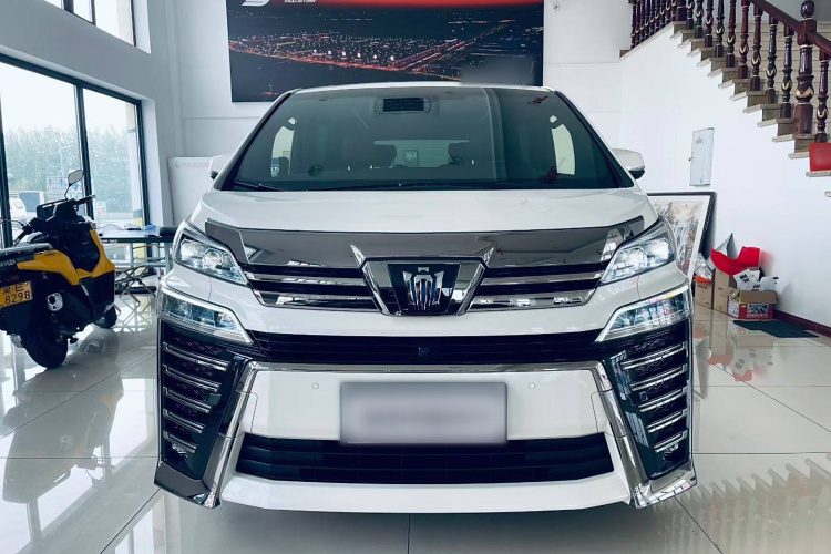 丰田 威尔法 2021款 皇冠 双擎 2.5L HV至尊版车身外观6001