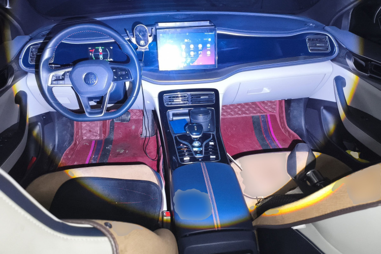 比亚迪 秦PLUS 2021款 DM-i 120KM 尊贵型中控内饰12