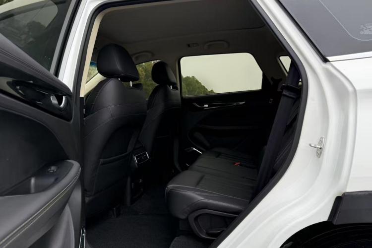 捷途X90 2019款 1.6T DCT尊旅版 5座 国VI中控内饰21