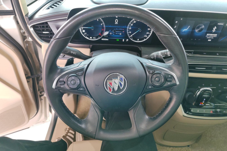 别克GL8 2022款 ES陆尊 653T 尊享型中控内饰13