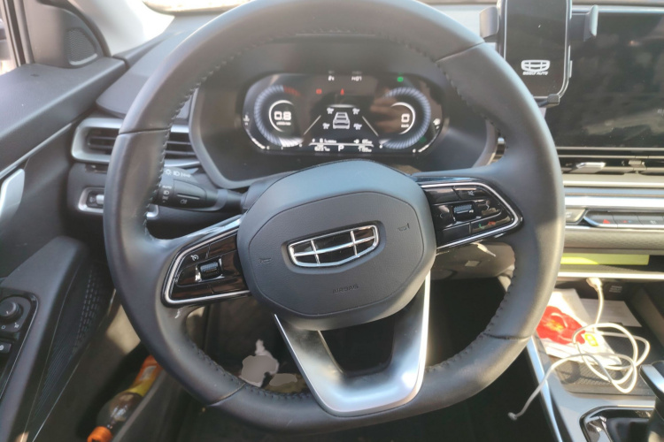 吉利汽车 帝豪 2023款 第4代冠军版 1.5L CVT豪华型中控内饰13