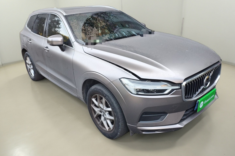 沃尔沃XC60 2018款 T5 四驱智逸版车身外观3