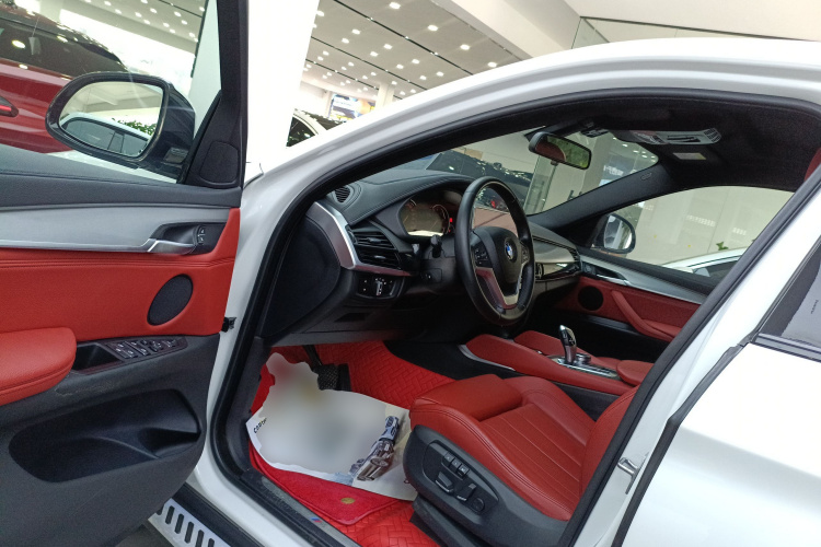 宝马X6 2019款 xDrive28i M运动套装中控内饰7003