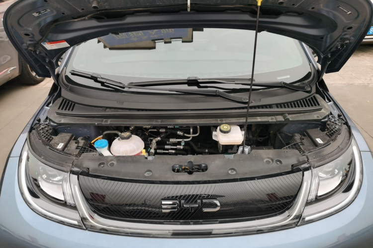 比亚迪 海豚 2025款 420km 自由版机舱底盘24