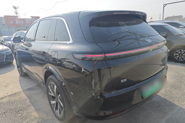 理想汽车 理想L7 2023款 Air车身外观4