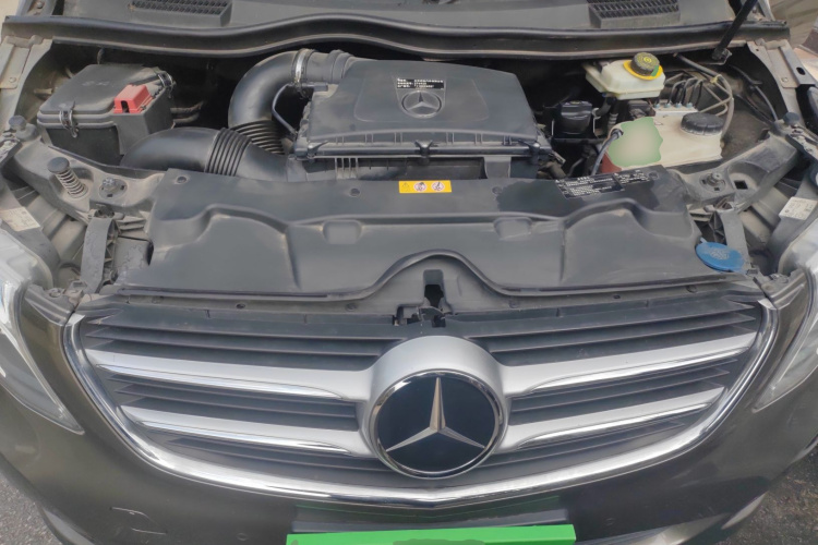 奔驰V级 2017款 V 260 领航版局部细节24