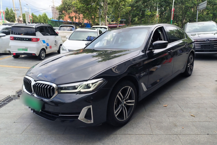 宝马5系新能源 2022款 改款 535Le 豪华套装车身外观1