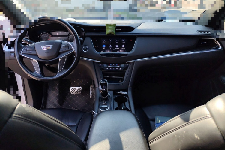 凯迪拉克XT5 2020款 28T 豪华型中控内饰12