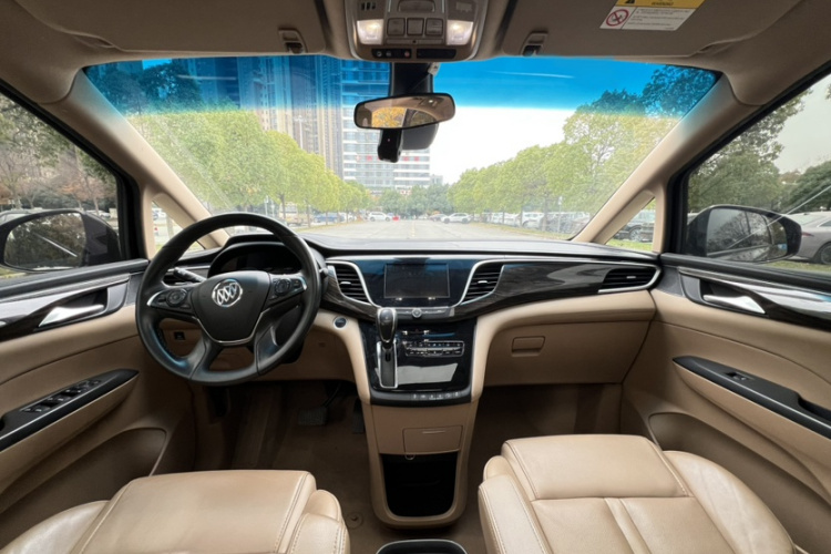 别克GL8 2017款 ES 28T 豪华型 国V中控内饰7008