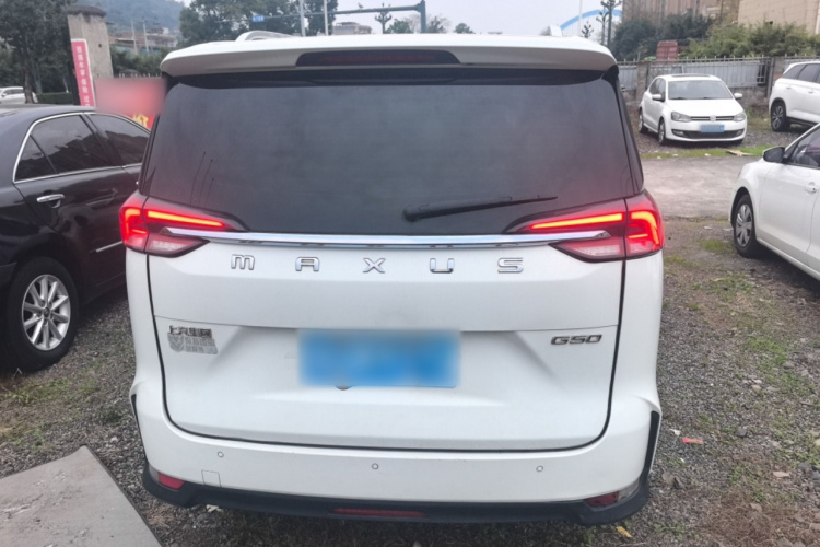 上汽大通MAXUS 大通G50 2020款 1.5T 自动豪华版车身外观6