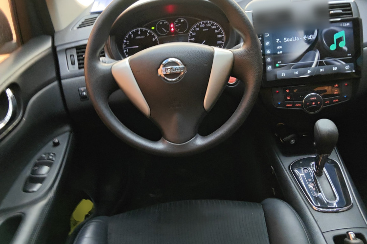 日产 骐达TIIDA 2014款 1.6L CVT智能型中控内饰13